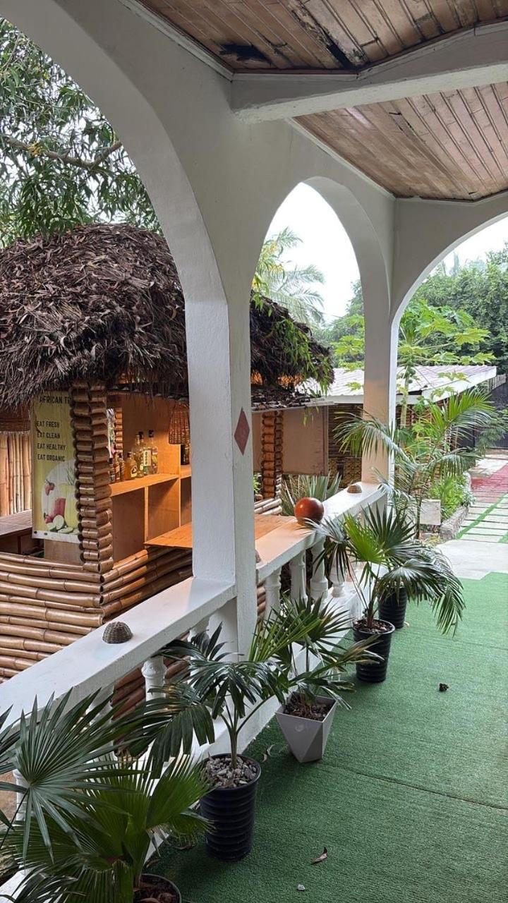 African Treasure Beach Resort Kokrobite Luaran gambar